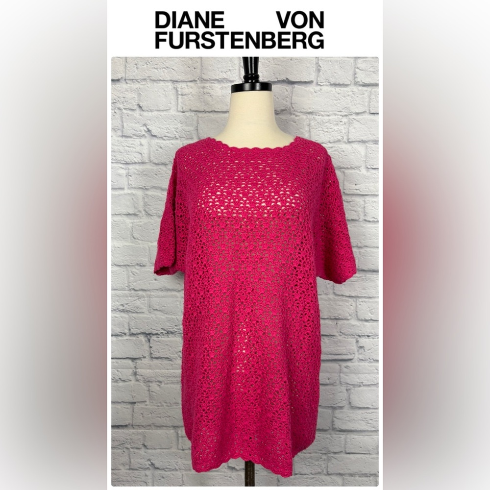 Diane Vaughn Furstenberg hand crochet sweater size M